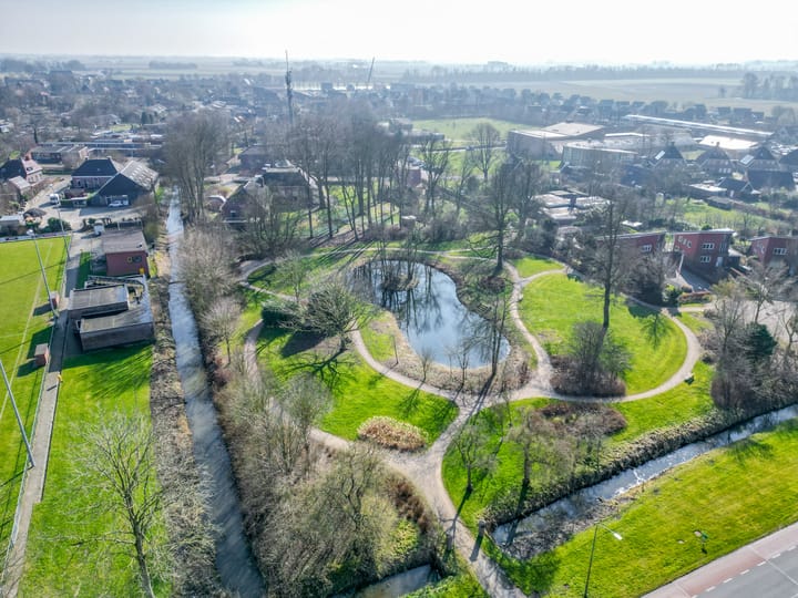 Foto 46 van Juffer Marthastraat 28-B