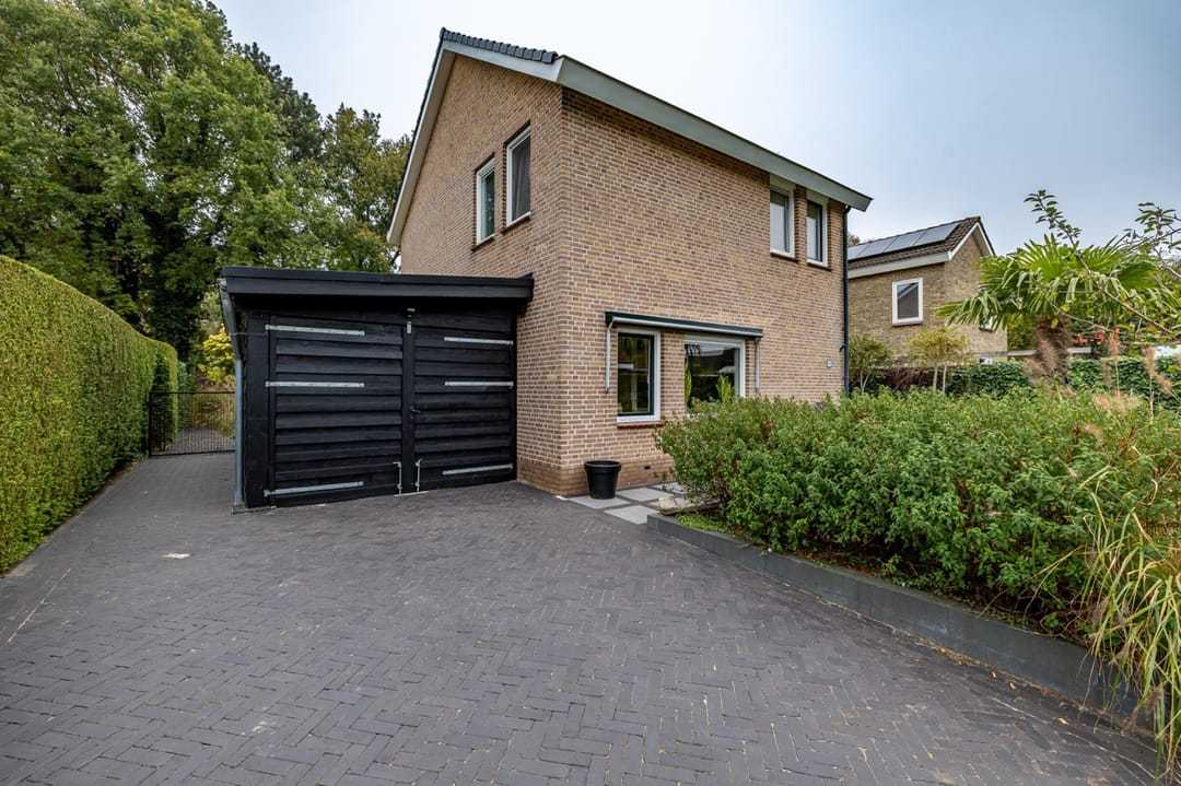 Photo 7 of Telstar 49