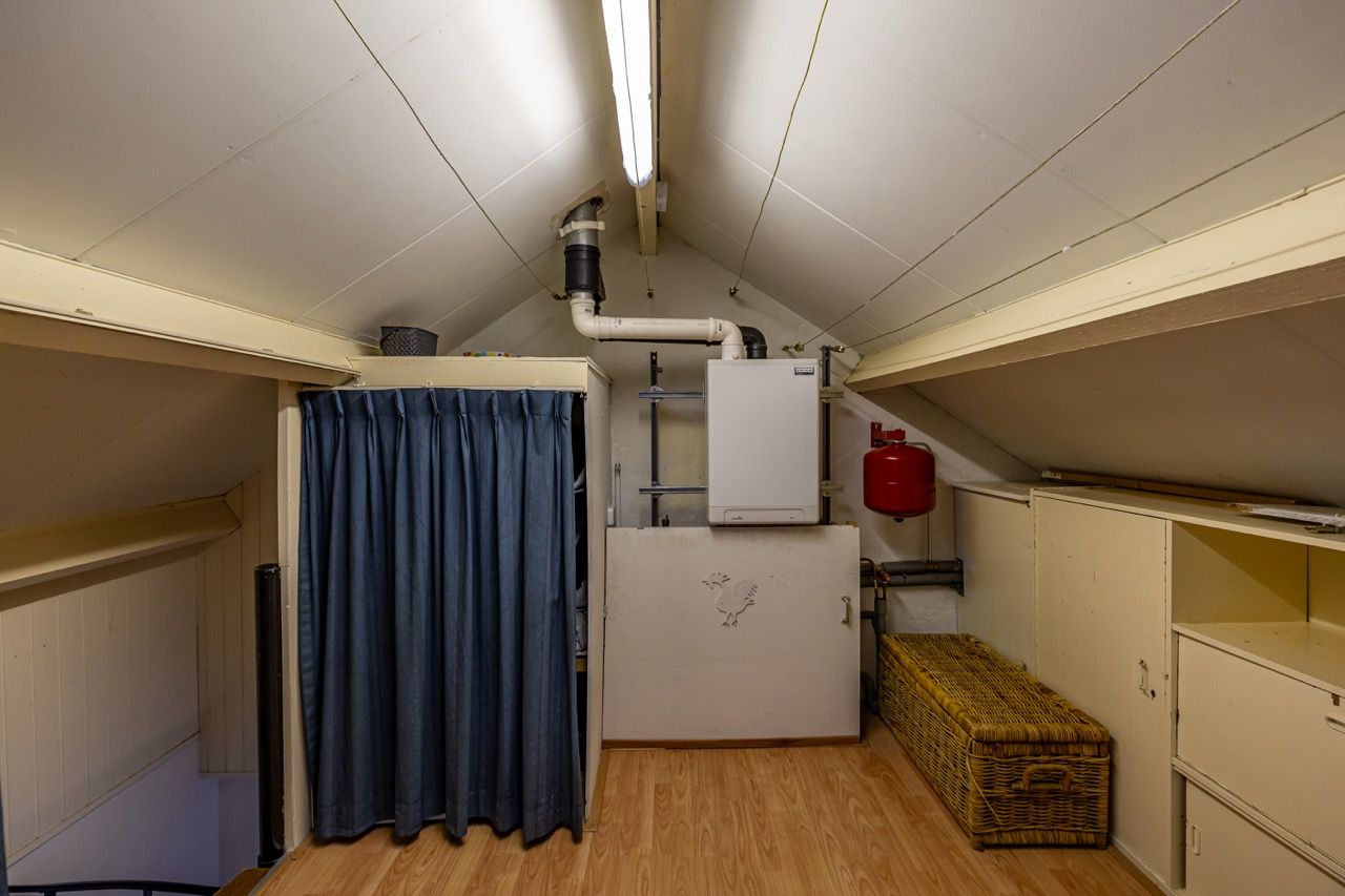 Photo 36 of Telstar 49