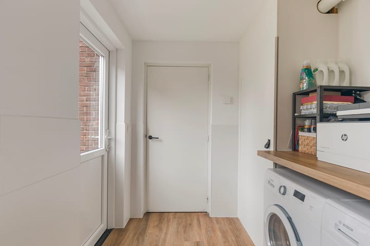 Foto 13 van Jacob Roggeveenstraat 32