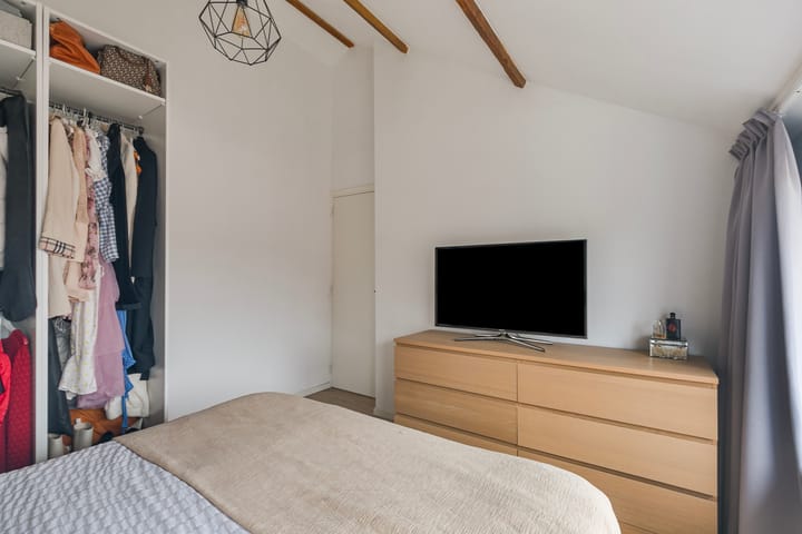 Foto 16 van Jacob Roggeveenstraat 32