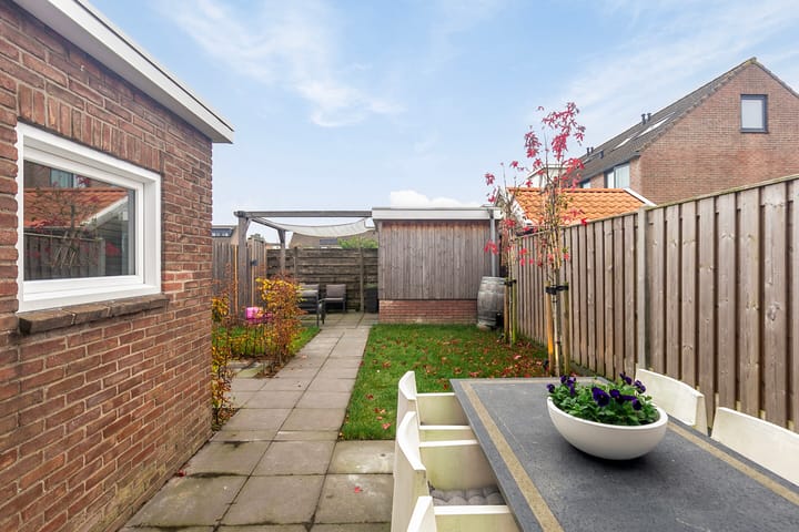 Foto 22 van Jacob Roggeveenstraat 32