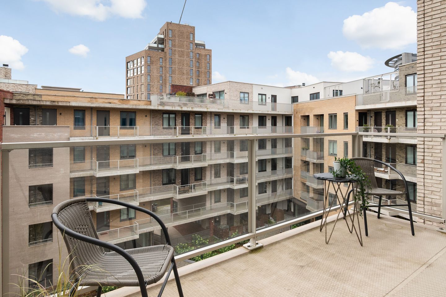 Foto 25 van Charley Tooropgracht 191