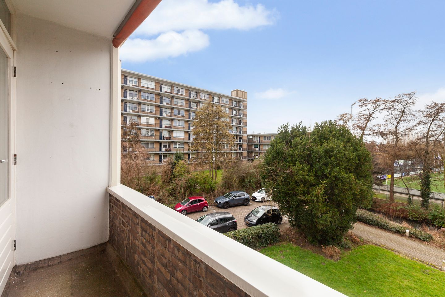 Foto 14 van Burgemeester A. van Walsumlaan 33