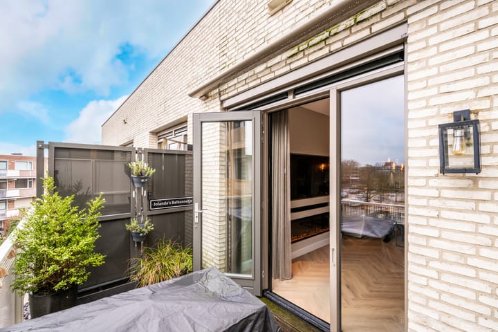 Photo 16 of Raadhuislaan 9-F