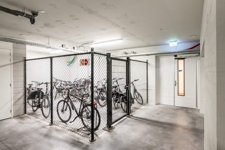 Photo 19 of Raadhuislaan 9-F