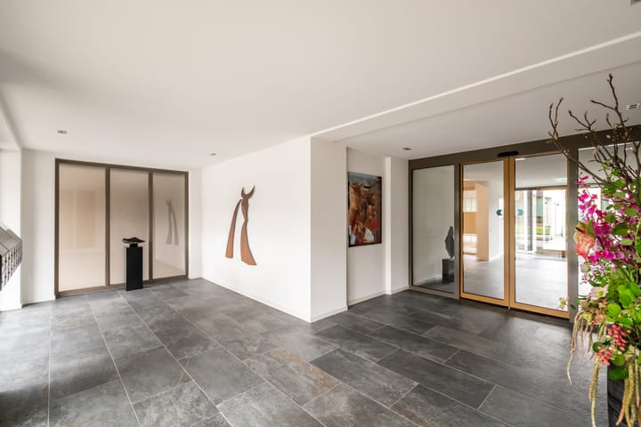 Photo 21 of Raadhuislaan 9-F