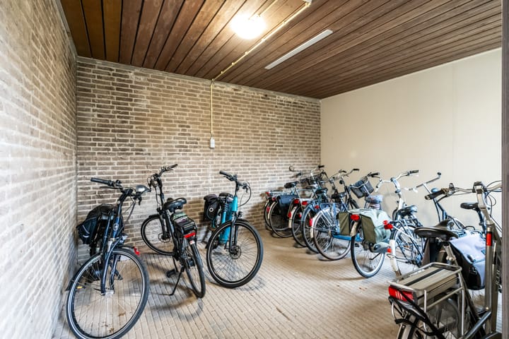 Photo 20 of Raadhuislaan 9-F