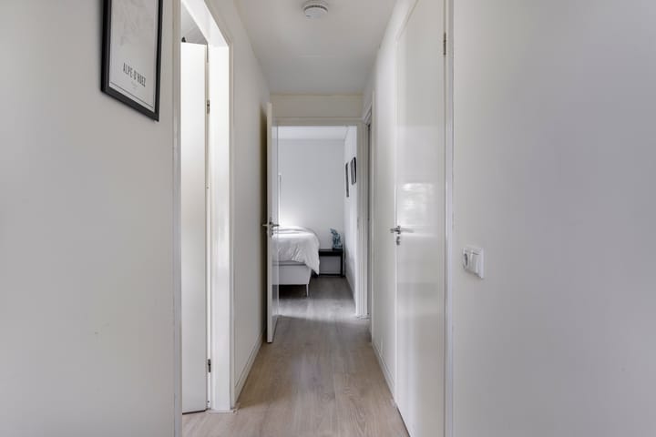 Foto 12 van Parallelweg 26-69