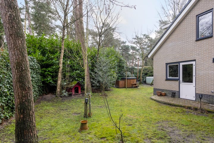 Foto 21 van Parallelweg 26-69