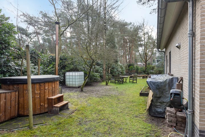 Foto 22 van Parallelweg 26-69