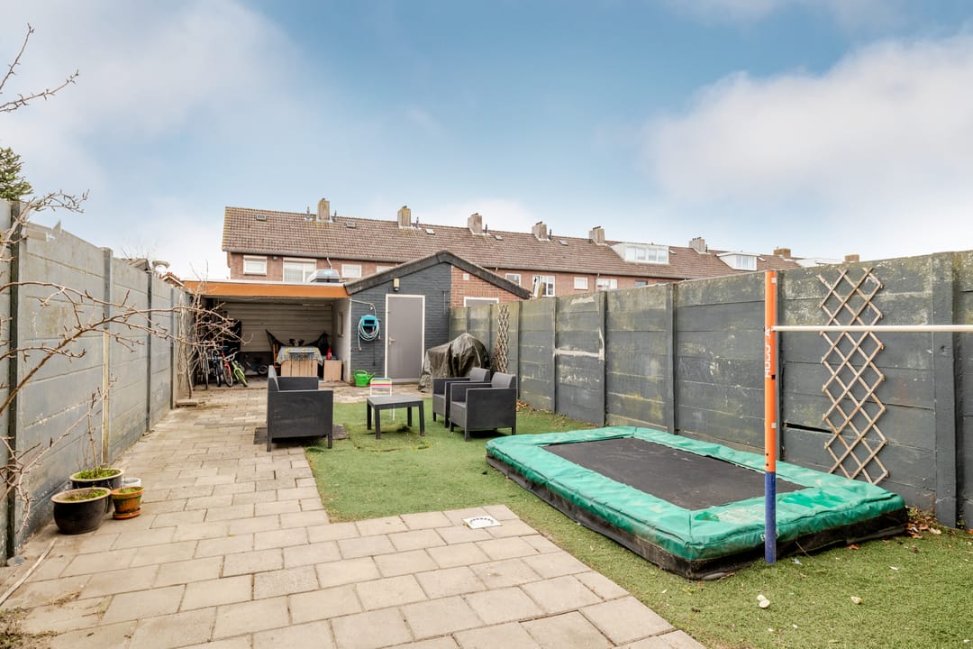 Photo 17 of Olivier van Noortstraat 1