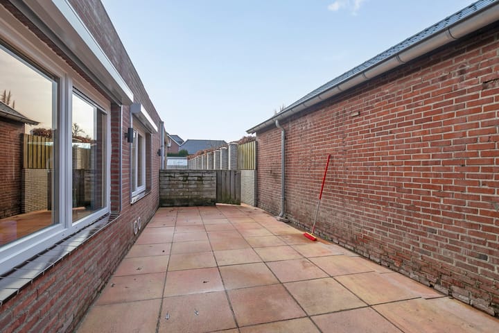 Foto 37 van Nieuwe Baan 10