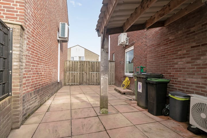 Foto 39 van Nieuwe Baan 10