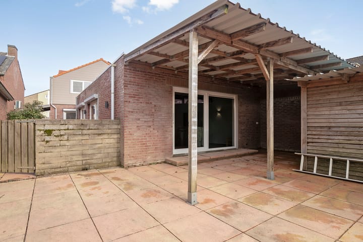 Foto 42 van Nieuwe Baan 10