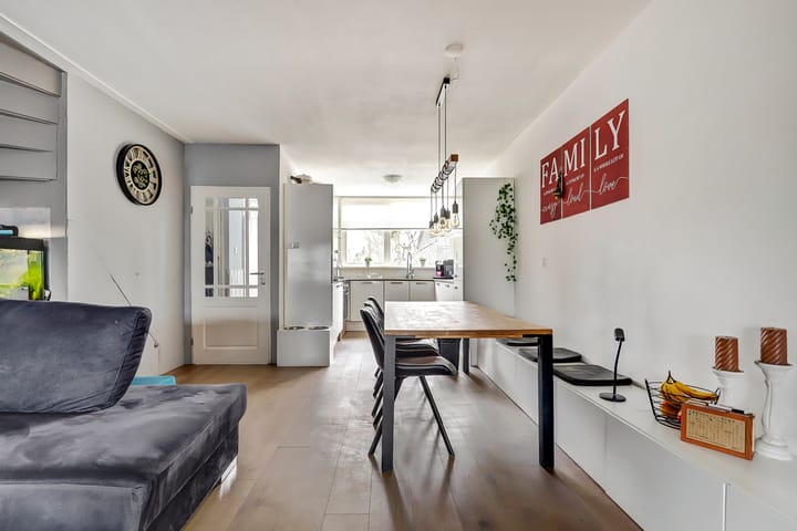 Foto 9 van Meekrapstraat 2