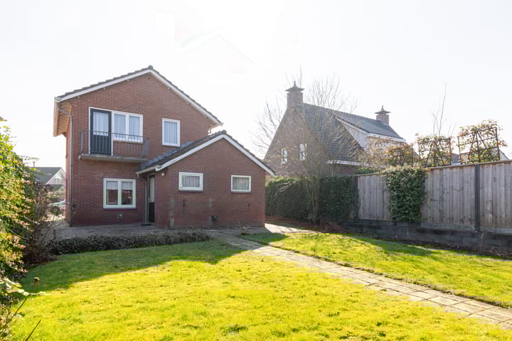 Foto 38 van Freule van Dorthstraat 68