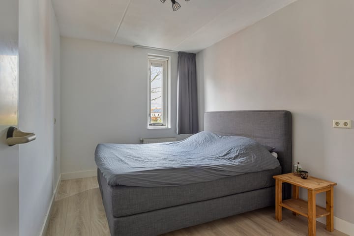 Foto 4 van Helenastraat 2-K