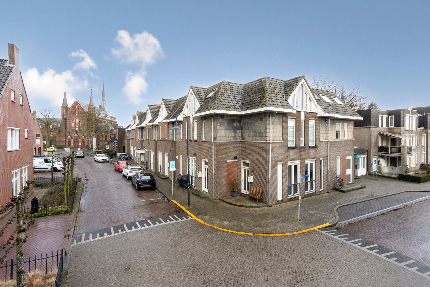 Photo 5 of Helenastraat 2-K