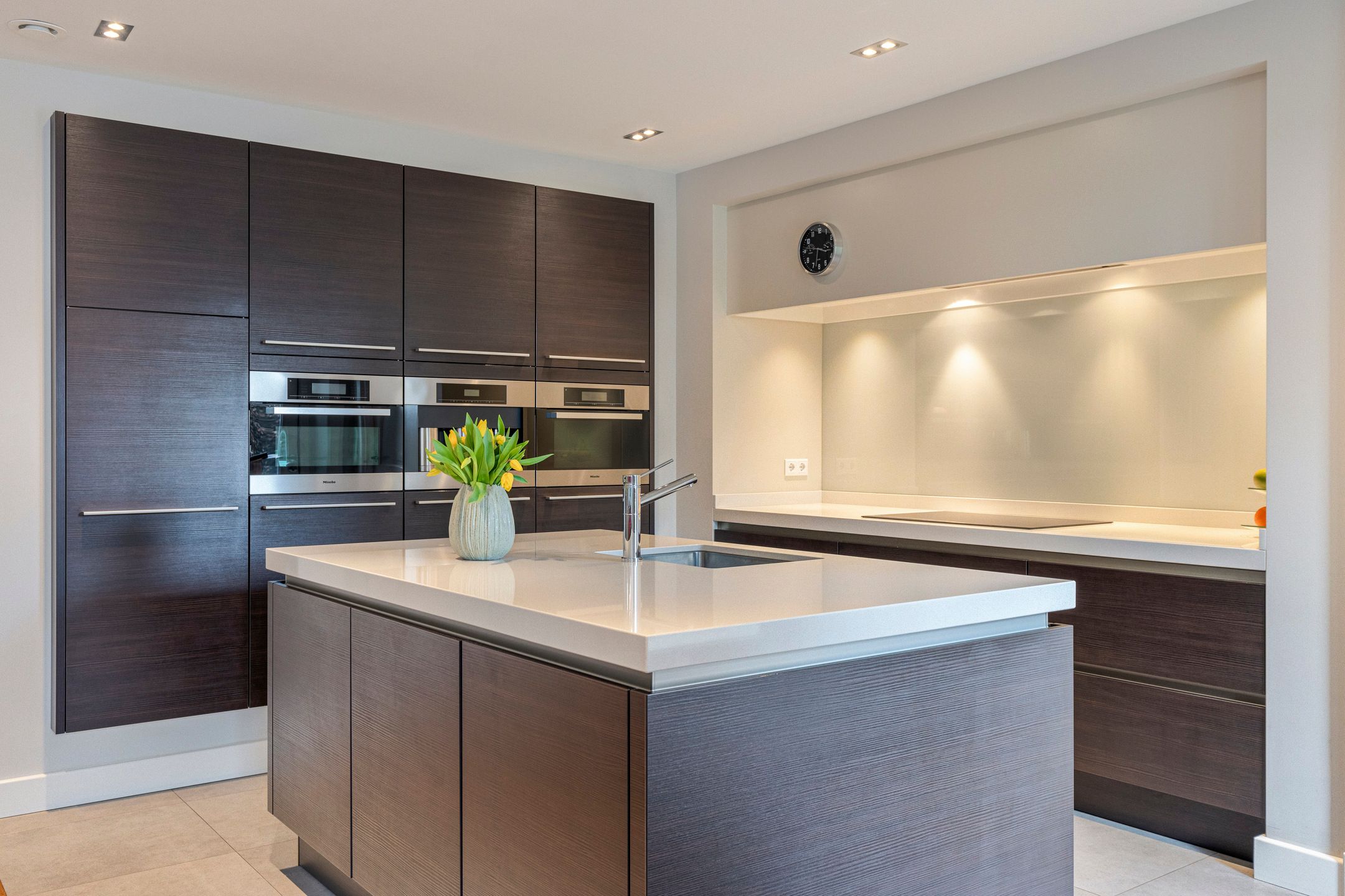 Photo 3 of Jan van Amstelstraat 17