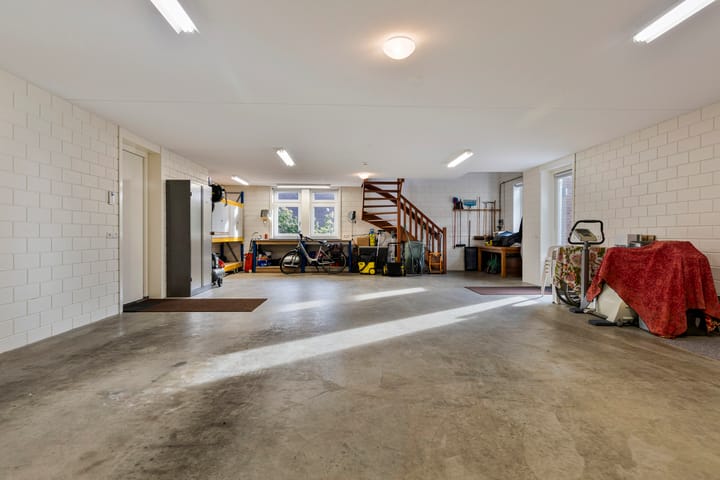 Foto 35 van Jan van Amstelstraat 17