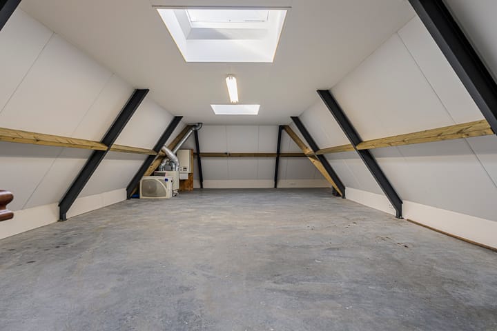 Foto 36 van Jan van Amstelstraat 17