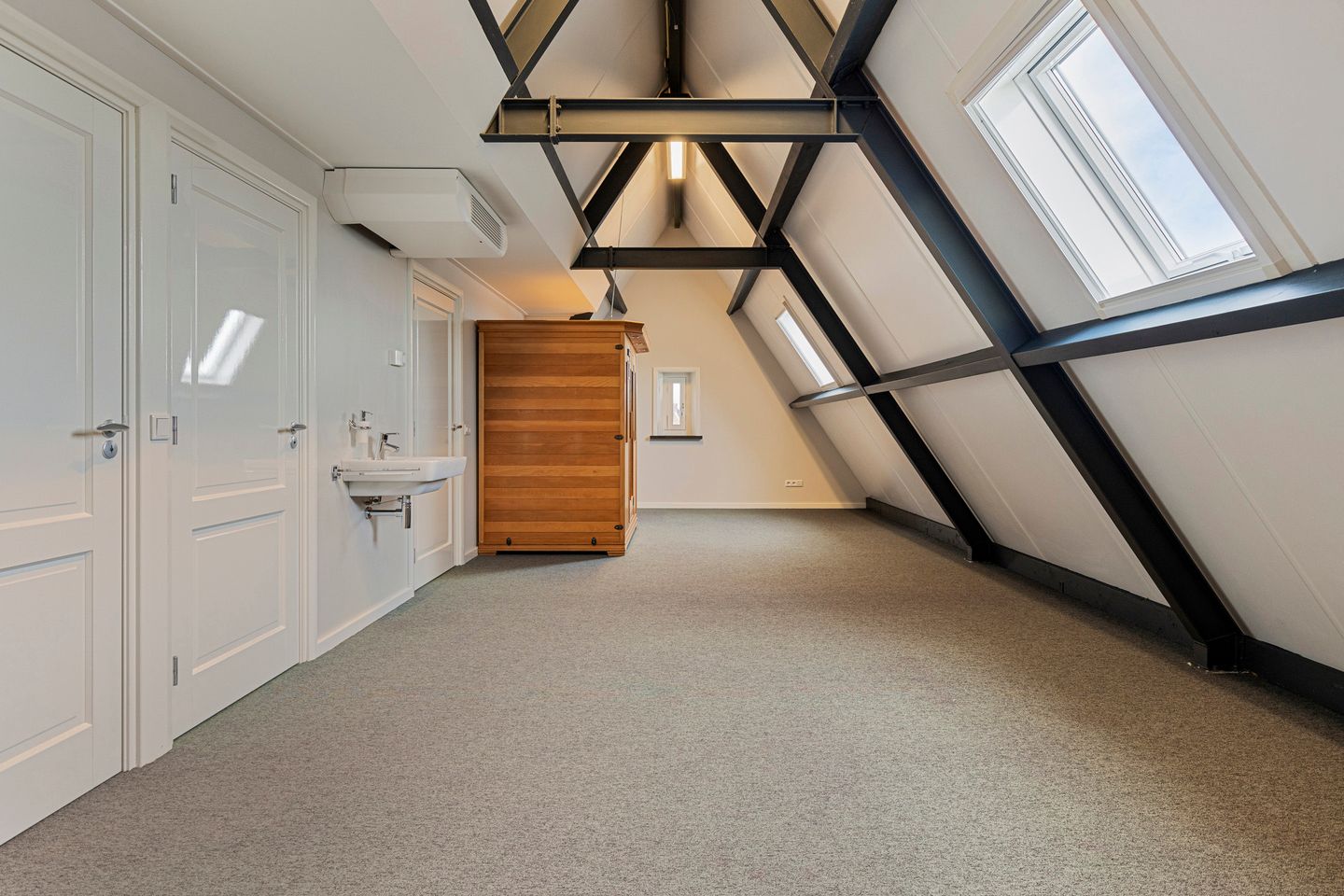 Photo 55 of Jan van Amstelstraat 17