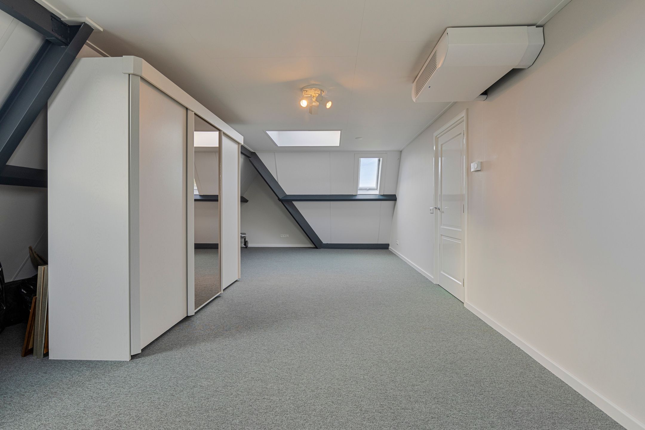 Photo 57 of Jan van Amstelstraat 17