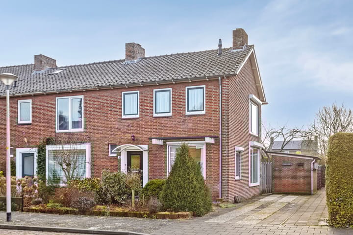 Photo 1 of Bronkhorststraat 4