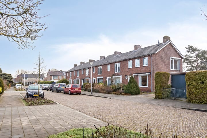 Photo 27 of Bronkhorststraat 4