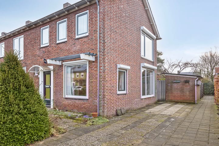 Photo 4 of Bronkhorststraat 4