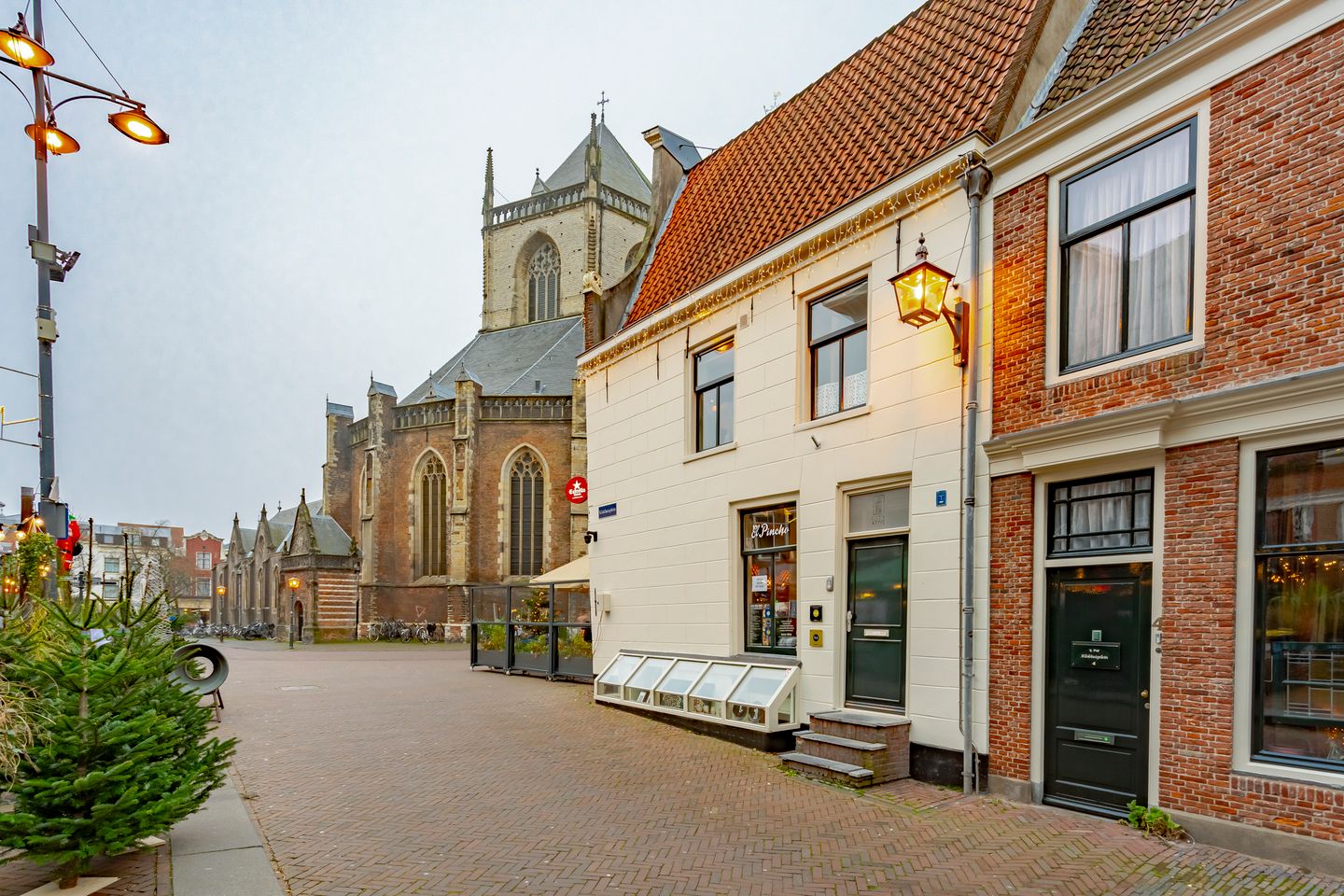 Photo 5 of Klokhuisplein 6