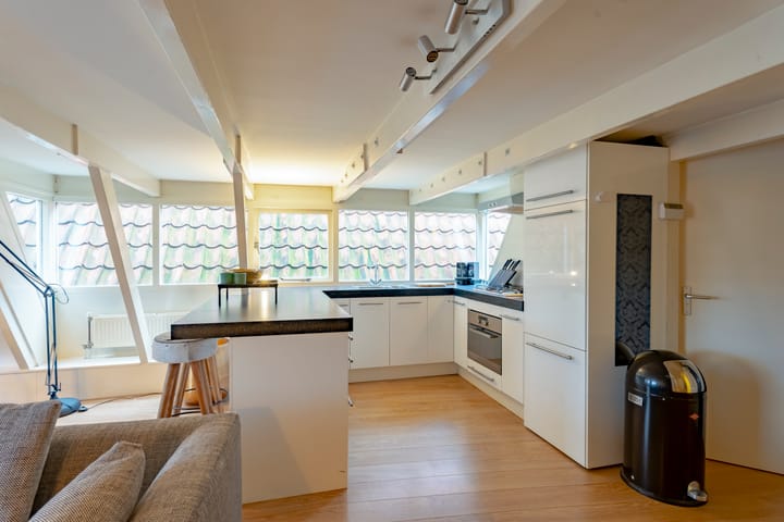 Foto 18 van Klokhuisplein 6