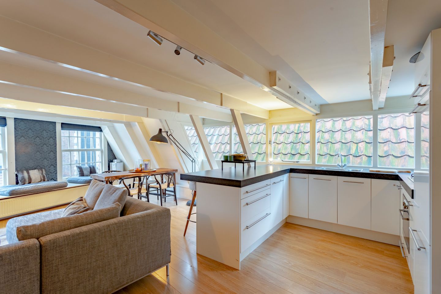 Photo 19 of Klokhuisplein 6