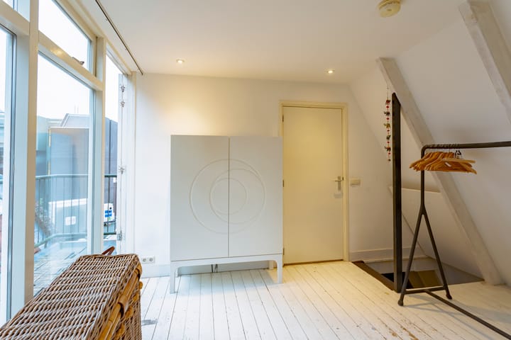 Foto 30 van Klokhuisplein 6