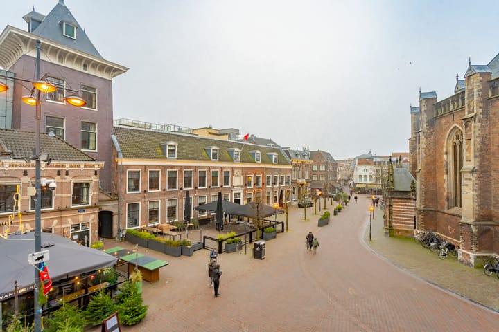 Foto 36 van Klokhuisplein 6