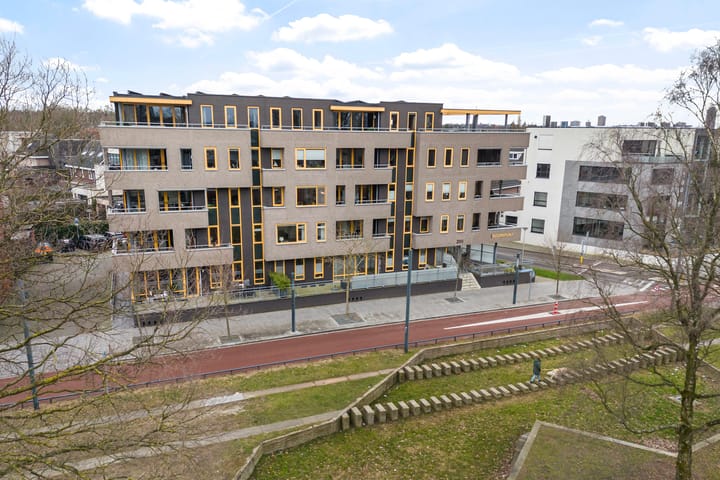 Foto 5 van Lonnekerspoorlaan 200-22