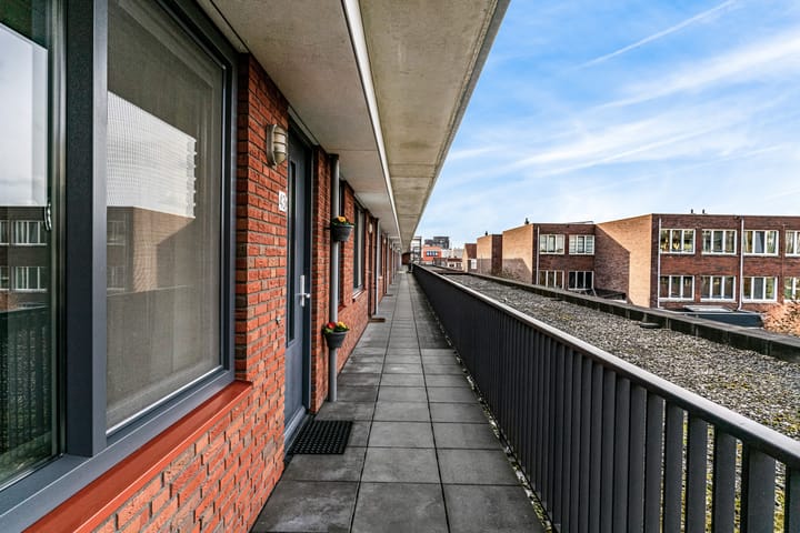 Foto 30 van Haroekoeplein 43