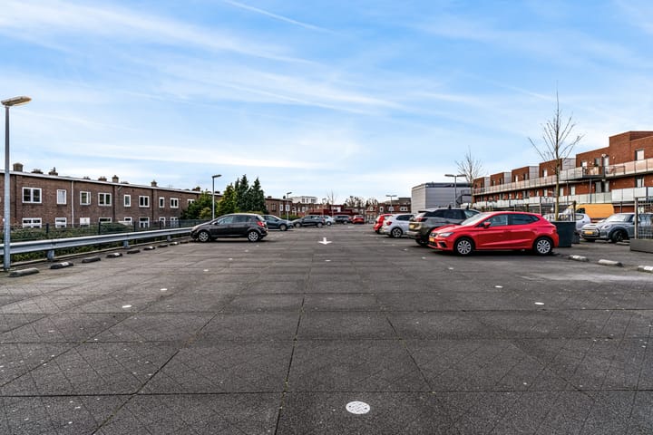 Foto 31 van Haroekoeplein 43