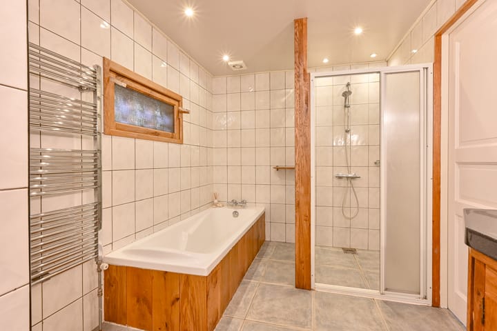 Foto 40 van Valtherweg 24