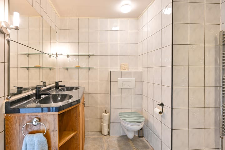 Foto 43 van Valtherweg 24