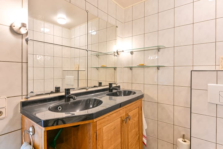 Foto 44 van Valtherweg 24