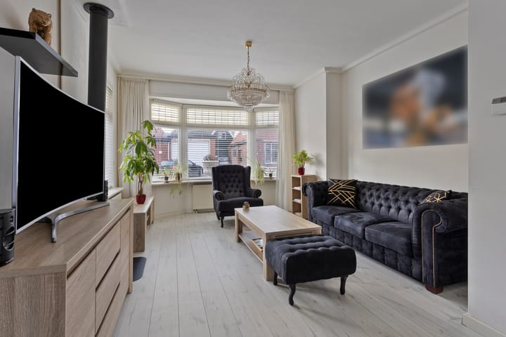 Photo 2 of Halbertsmastrjitte 13