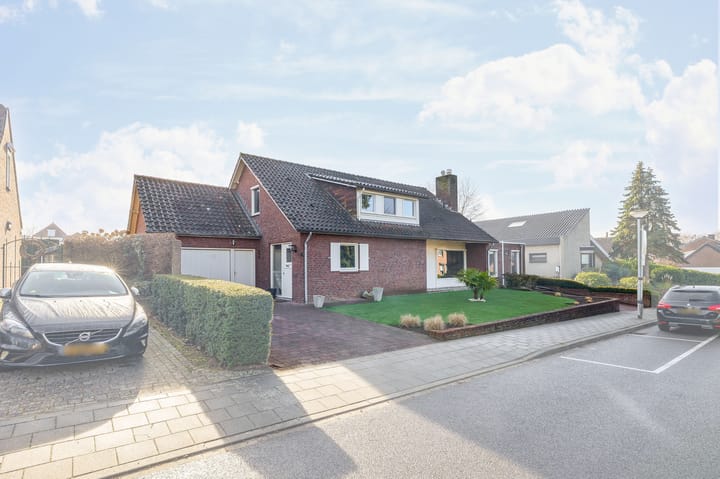 Foto 1 van Heuvelweg 4