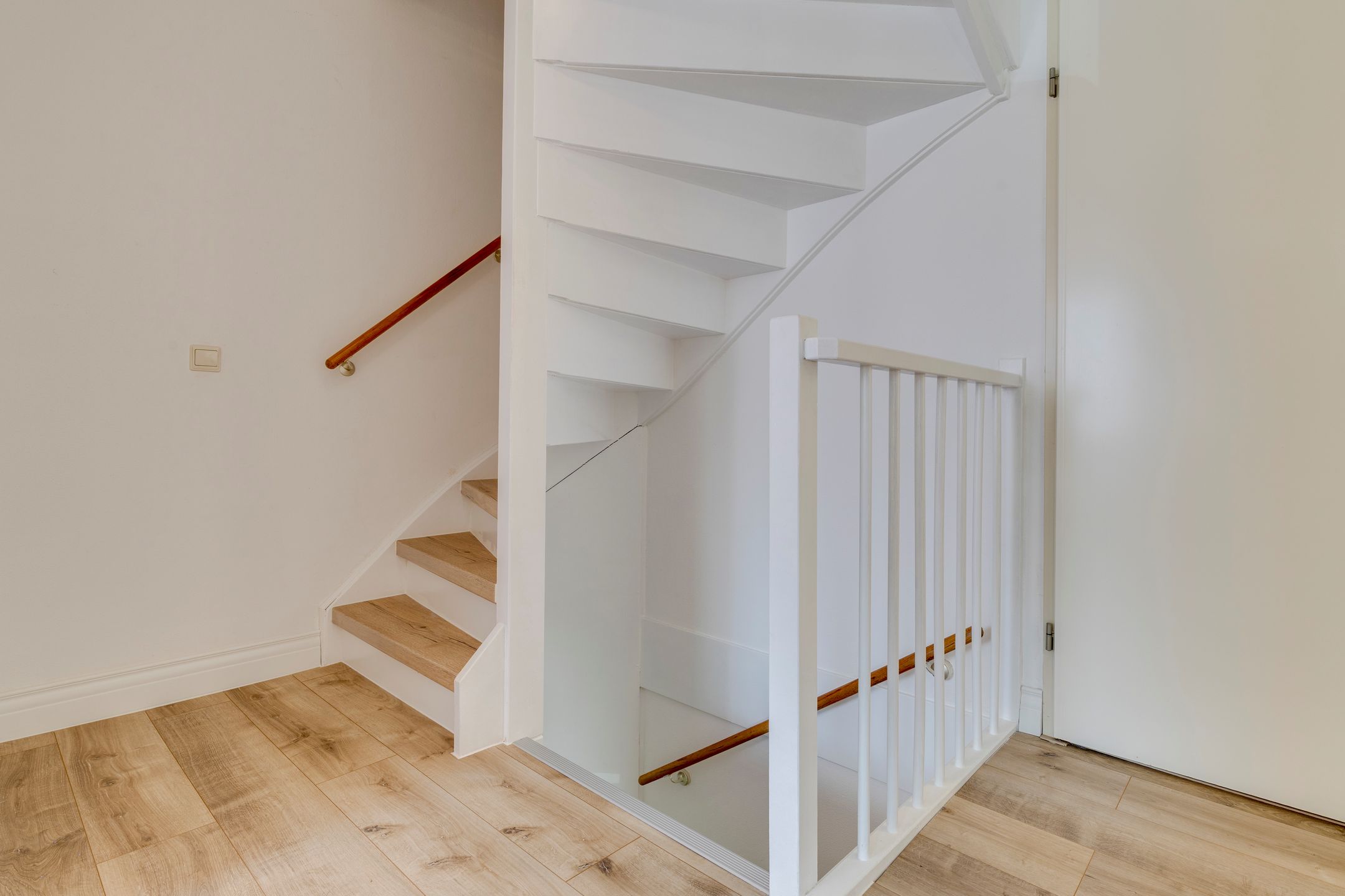 Foto 18 van Wieldersstraat 4