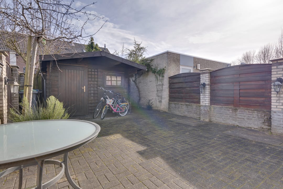 Foto 32 van Wieldersstraat 4