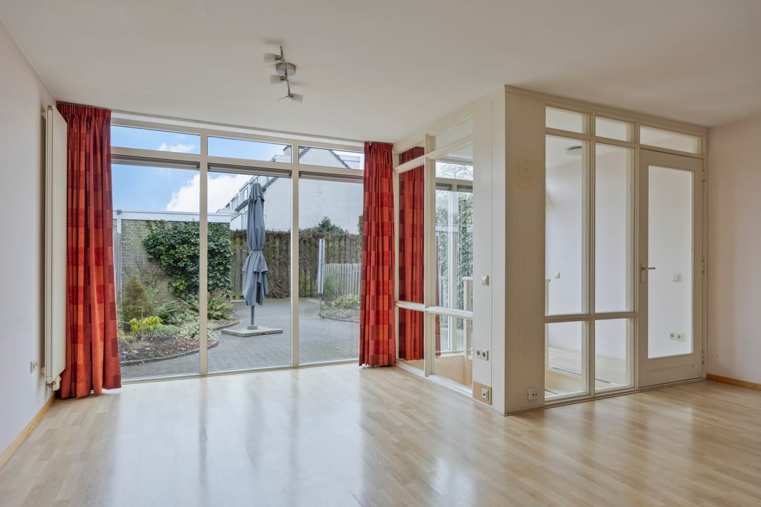 Foto 8 van De Lespaullaan 5