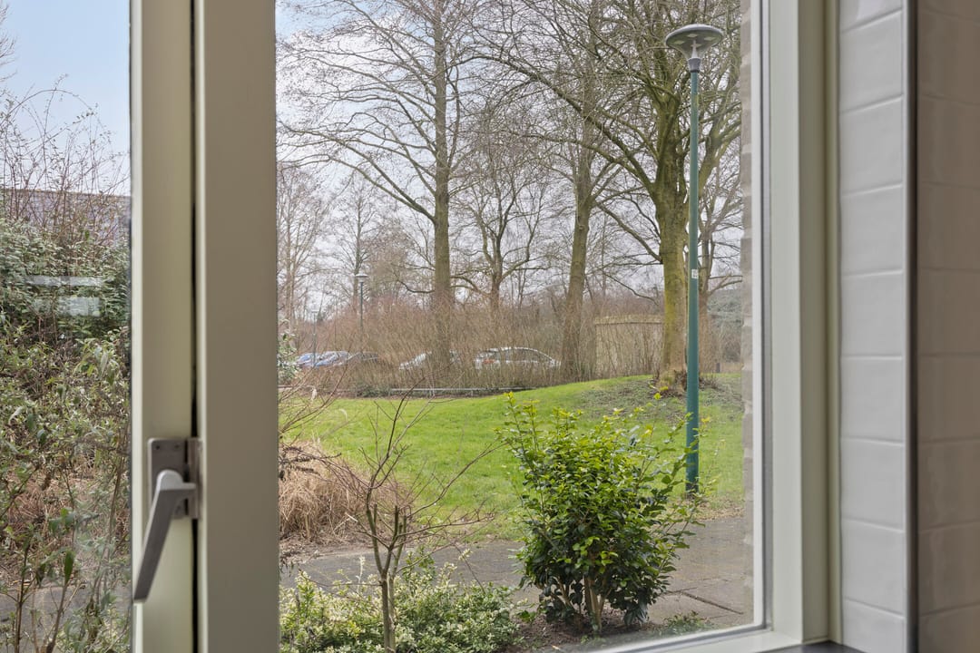 Foto 16 van De Lespaullaan 5