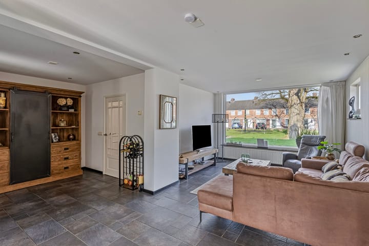 Foto 3 van Frederik Hendrikpark 25