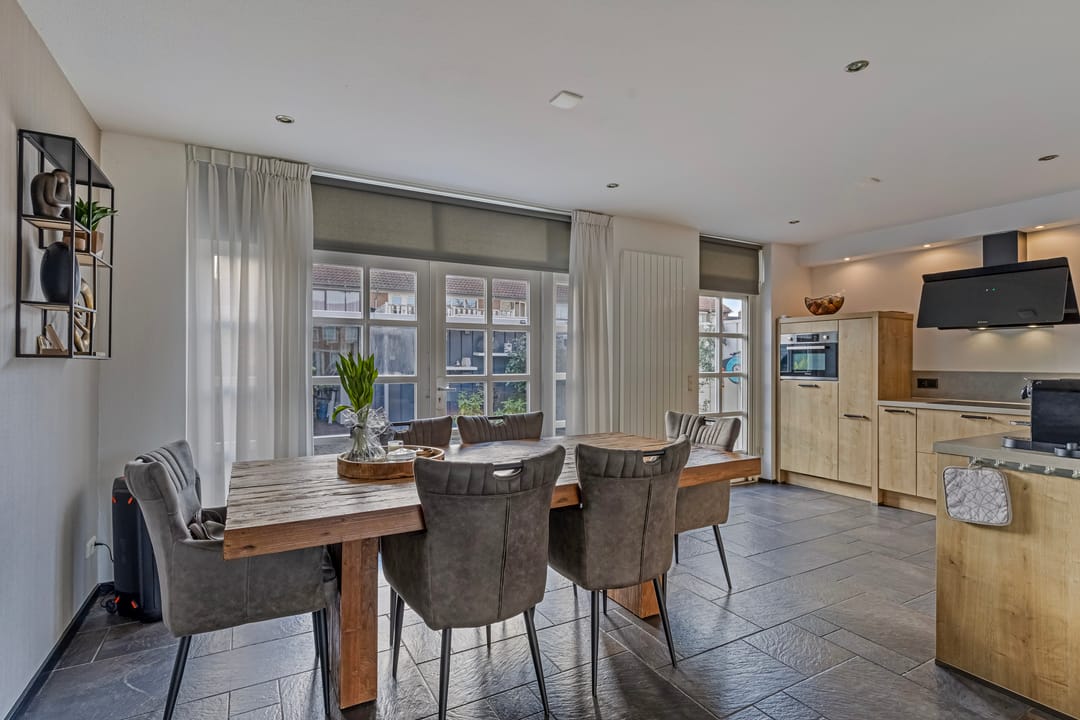 Photo 11 of Frederik Hendrikpark 25